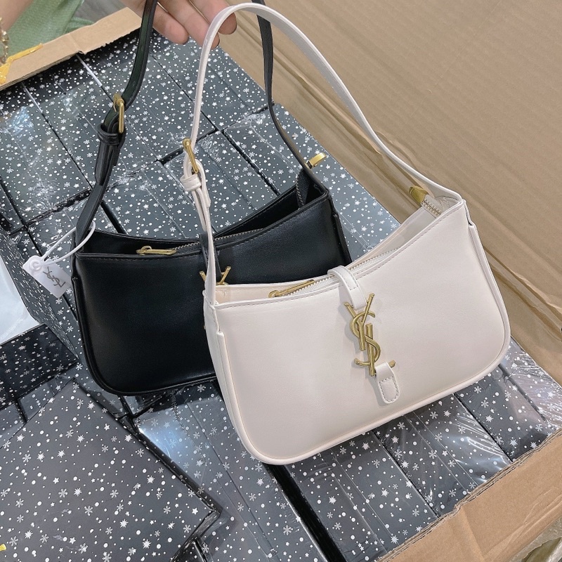 Túi xách nữ qoai ít full box nguyên seal xịn xò 20cm hot 2022