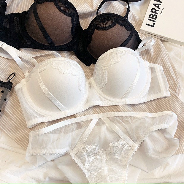 Bộ đồ lót nữ Embra ngang ren cao cấp EBB57