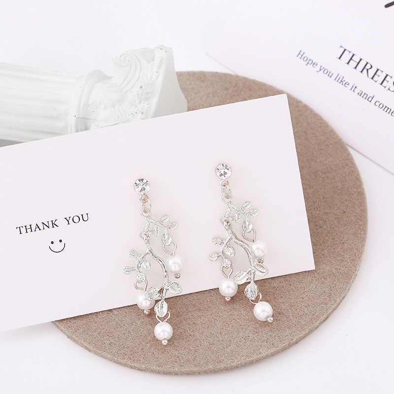 BÔng tai khuyên tai châu dây ngắn ,phong cách Hàn Quốc sang chảnh