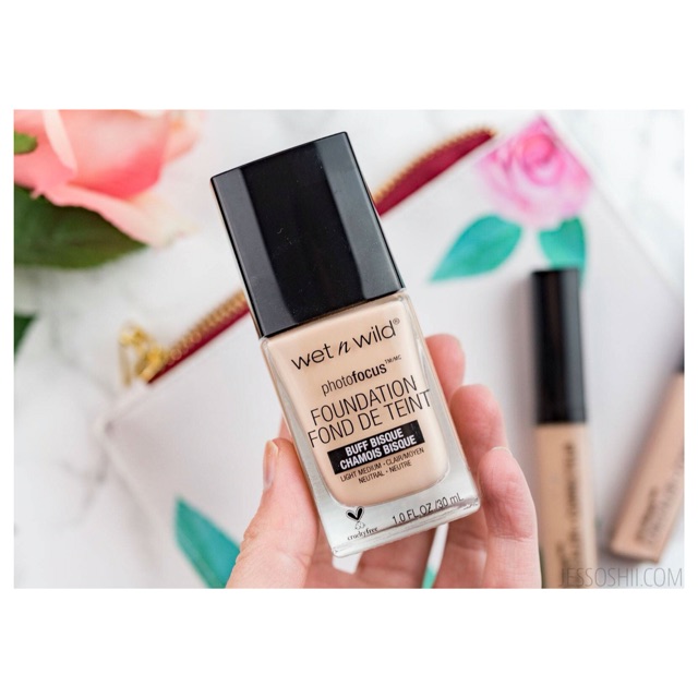 KEM NỀN WET N WILD PHOTO FOCUS FOUNDATION