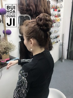 Búi hoa tóc giả ( búi phu nhân)
