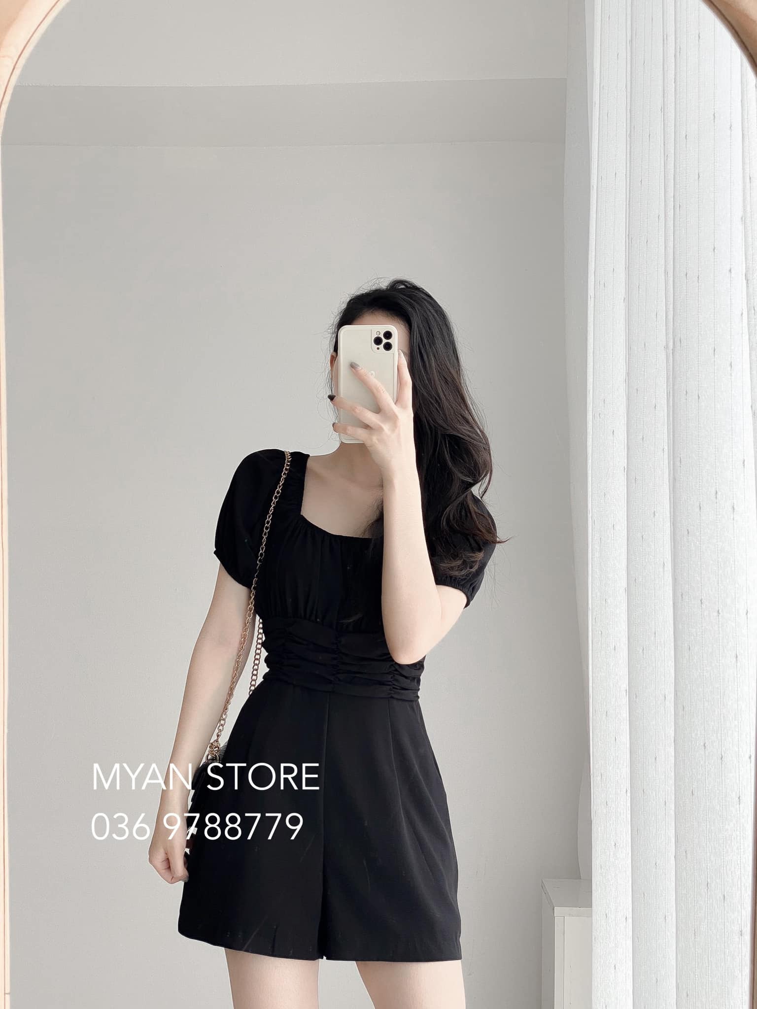 Jum cổ vuông nhún eo Q052102