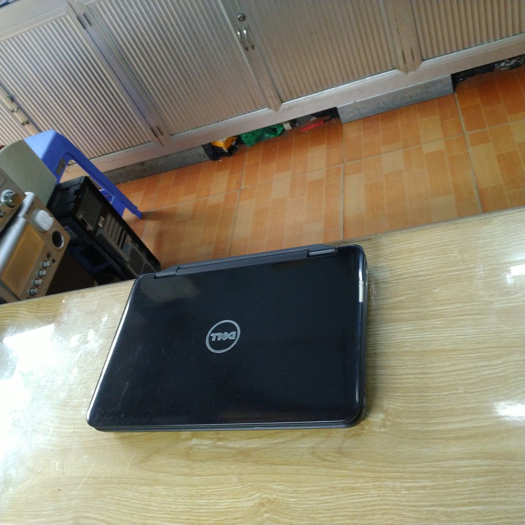 Laptop dell Inspiron n4050