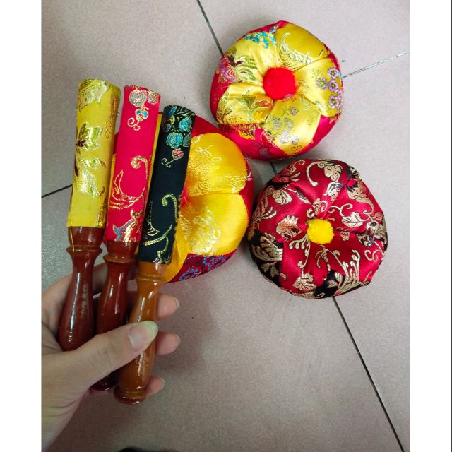 Combo đế + dùi gấm chuông, mõ cỡ 3in 3.5in 4in