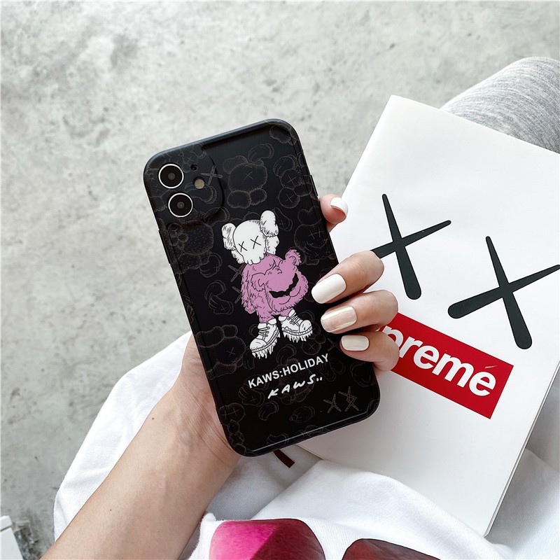 Ốp lưng iphone Kaws Stand IMD dày dặn viền nổi 5/5s/6/6plus/6s/6splus/7/7plus/8/8plus/x/xr/xs/11/12/pro/max/plus/promax | BigBuy360 - bigbuy360.vn