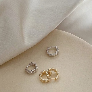 Khuyên tai mini hoop đan 𝐥𝐚𝐫𝐞𝐢𝐧.𝐚𝐜𝐜𝐞𝐬𝐬𝐨𝐫𝐢𝐞𝐬