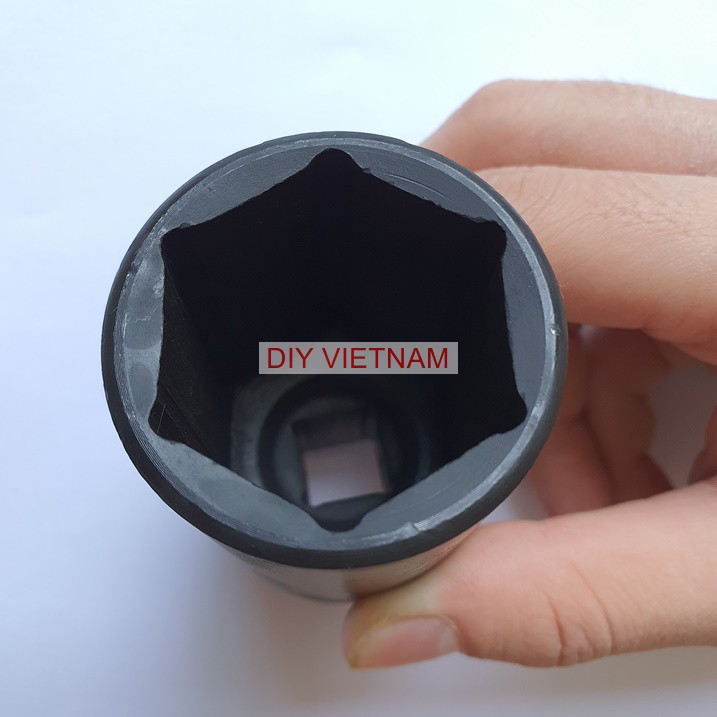 Khẩu vặn ốc đen dài 1/2 inch Hãng Santa Mỹ thép CR-Mo (Tuýp 1/2 dài của Mỹ) (Bán Lẻ)