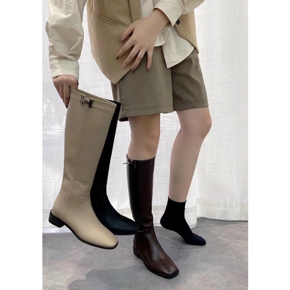 Boot đùi da mềm mũi tròn khuy chữ H