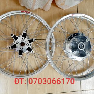 CẶP BÁNH CĂM  WINNER NIỀN BAN ZAI THÁI LAN   ĐÙM MẠ CROM,  CĂM MẠ CROM