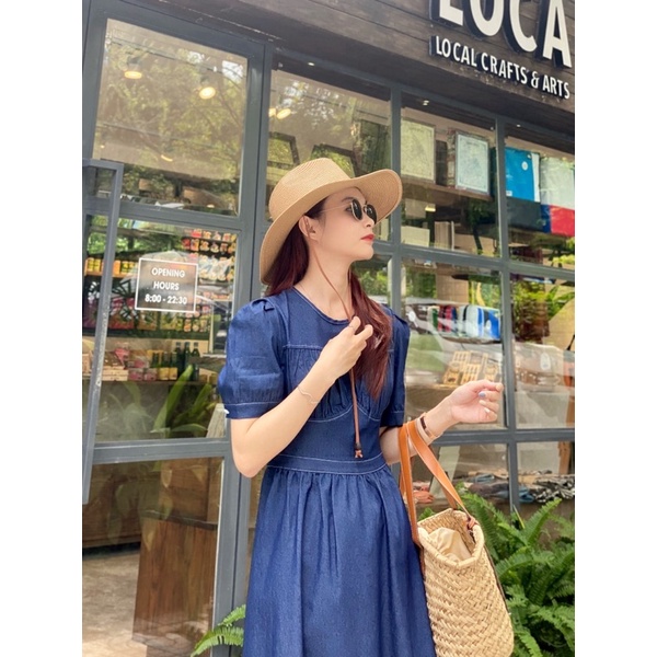 𝐃𝐞𝐧𝐢𝐦 𝐃𝐫𝐞𝐬𝐬 𝟎𝟏- Đầm Denim Xoắn Khoét Lưng