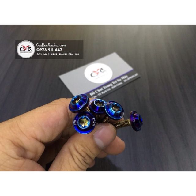 ốc proti titan 5x20 5ly 2 phân