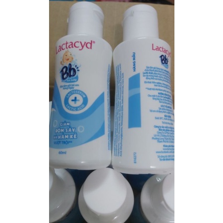 Sữa tắm gội giảm rôm sảy và hăm kẽ Lactacyd 60ml