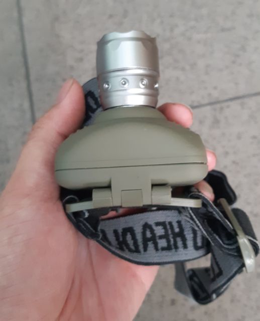 Đèn Đội Đầu Dùng 3 Viên Pin AAA