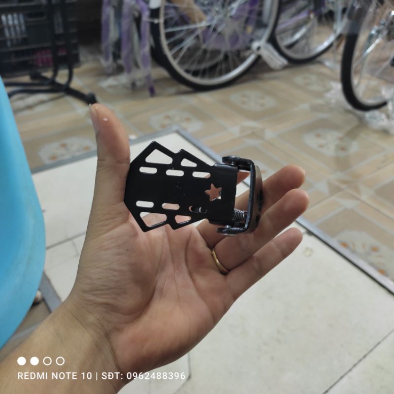 Gập để chân xe đạp - bộ 2 cái