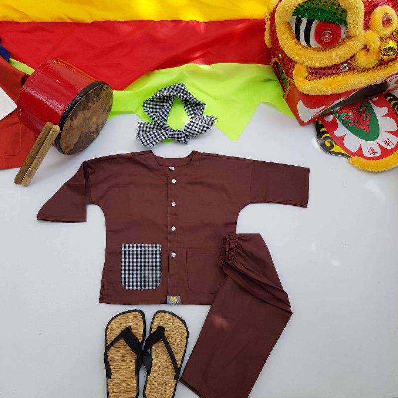 Bà ba nâu toàn bộ, kèm khăn rằn cho bé