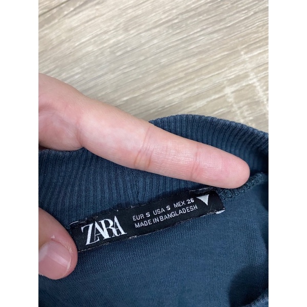 Áo phông Zara auth