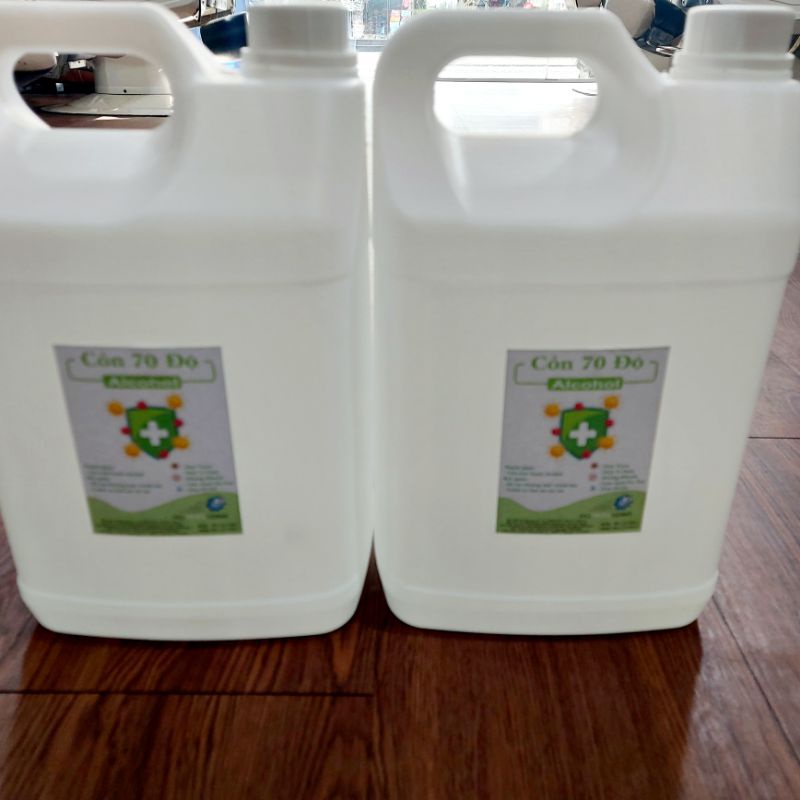 HCM _TRỢ GIÁ can 5 lít cồn 70 độ ,chuyên dùng để  sát  khuẩn ,rửa tay hàng công ty .