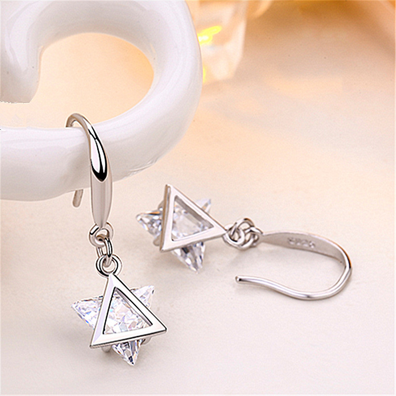 Bông Tai Bạc 925 Hình Tam Giác Đính Đá Zircon Thời Trang Hàn Quốc Cho Nữ-S1