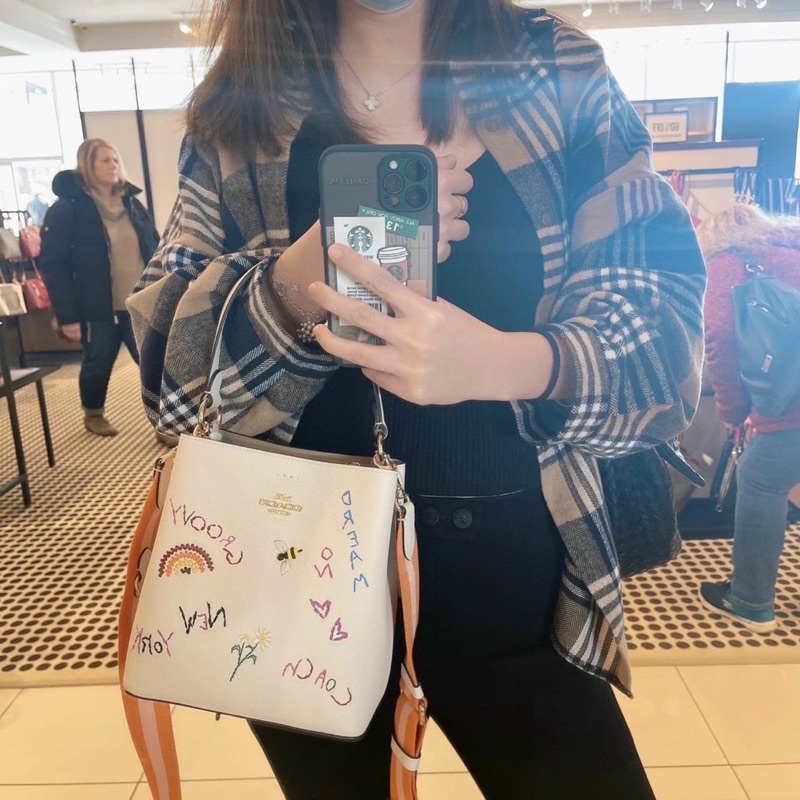 Túi bucket thêu 3D