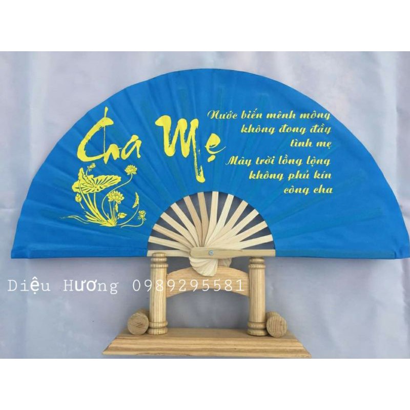 [ SIZE TO ] Quạt Lụa Thư Pháp Cầm Tay .