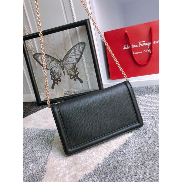 Túi đeo chéo nữ da thật thương hiệu Salvatore Ferragamo cao cấp