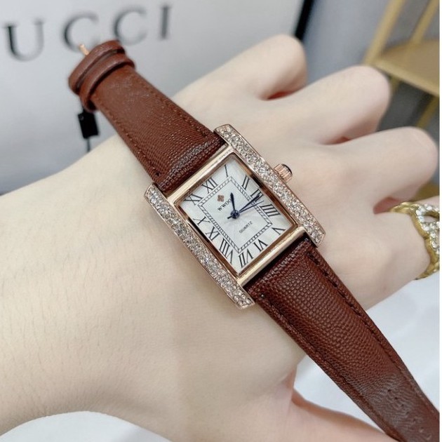 Đồng hồ nữ ,thời trang hàn quốc chính hãng,lên tay cực xinh,bảo hanh 12 tháng