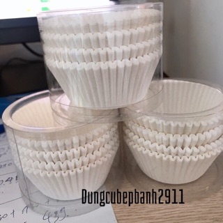 Cupcake mềm màu trắng