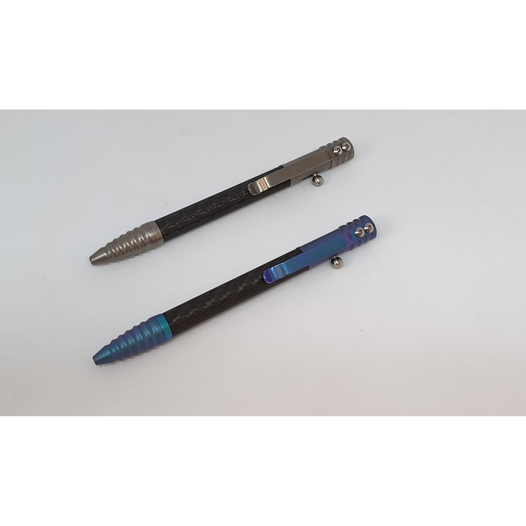 Bút Tactical Titanium - sợi Carbon của Tacray cơ chế bolt-action