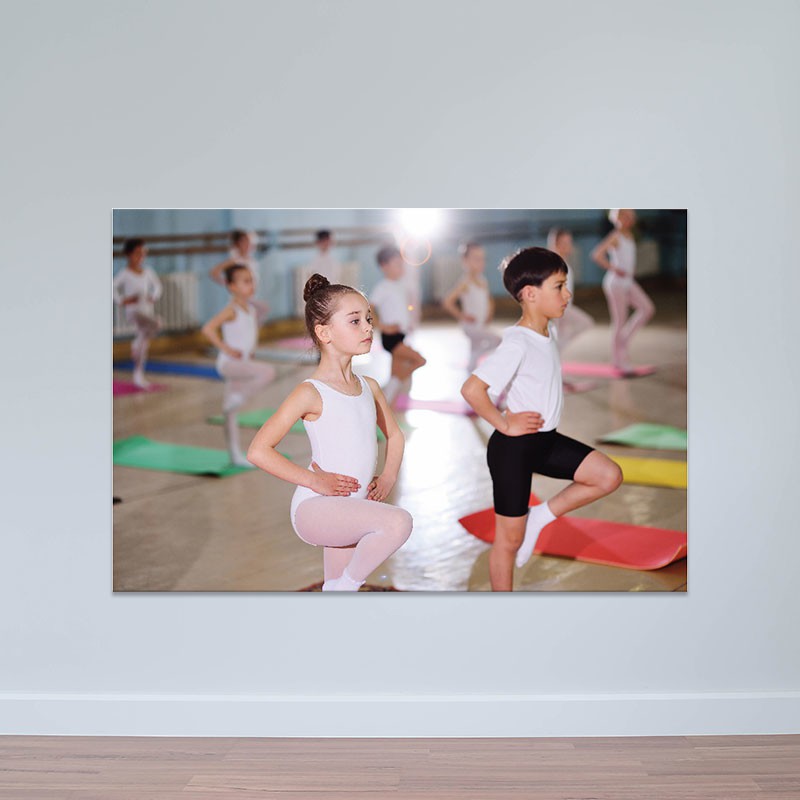 Tranh treo phòng tập Aerobic trẻ nhỏ | Tranh thể dục nhịp điệu T3831