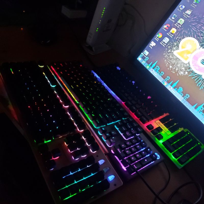 [HÀNG TRƯNG BÀY] Bàn phím LED có dây chính hãng THANH LÝ nhanh