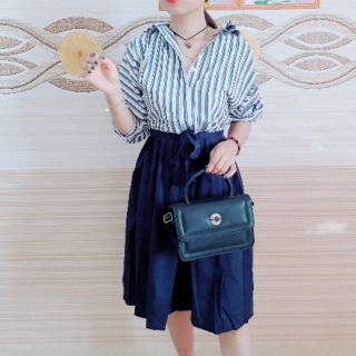 Đầm sơ mi sọc phối