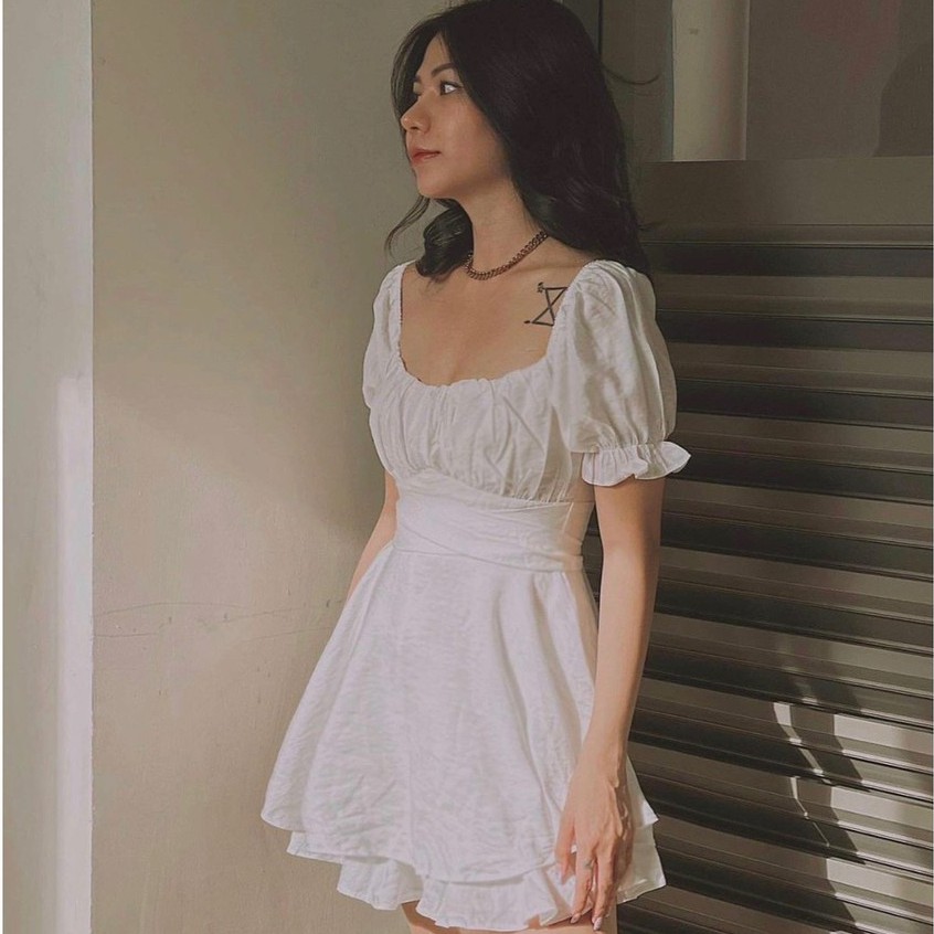 JUMSUIT TRẮNG XẾP LY NGỰC THẮT NƠ LƯNG   Diện em này để dạo phố, du lịch, hẹn hò là quá tuyệt luôn nha các nàng | BigBuy360 - bigbuy360.vn