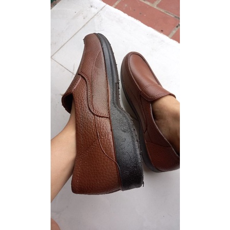 Giày cao su nam - giày lười nam màu nâu size 40-44