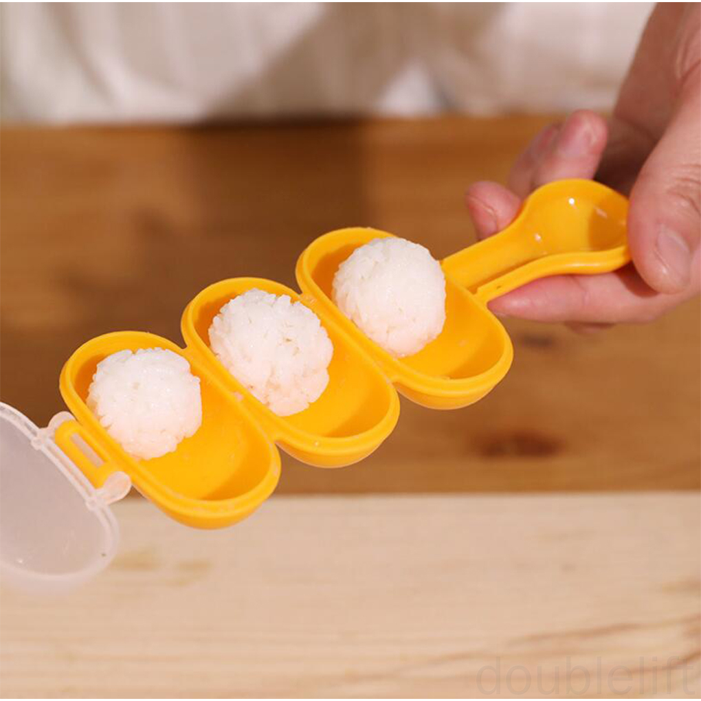 Khuôn làm cơm nắm bằng nhựa chia 3 ô tiện dụng cho nhà bếp