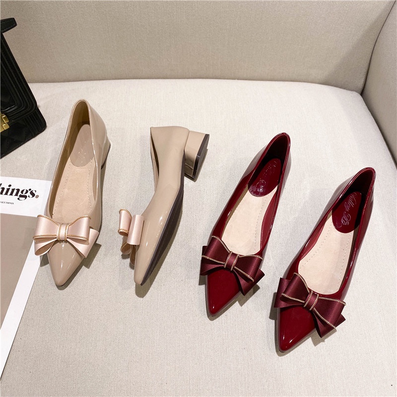 Giày Cao Gót Da Bóng Gót Thấp Mềm Mại Đính Nơ Xinh Xắn Cho Nữ