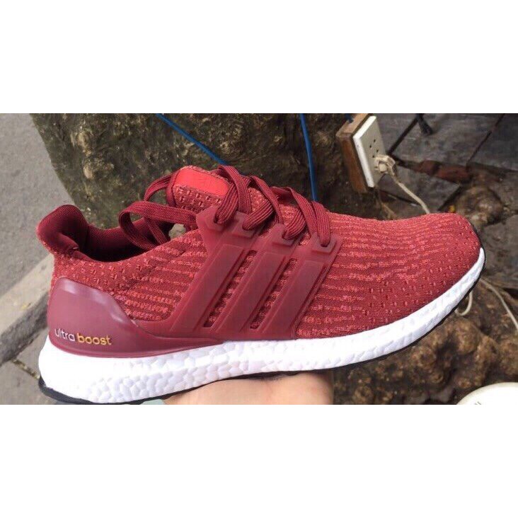 giày ultra boost mầu đỏ