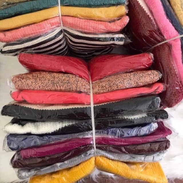 Combo váy len cho khách