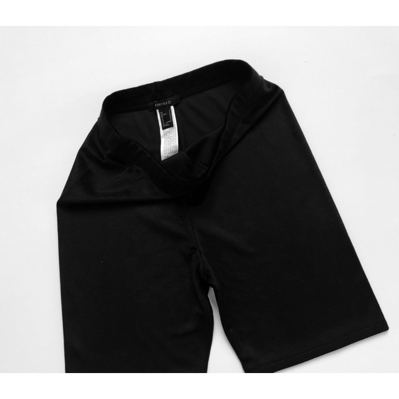 Quần short biker thun nhung đen