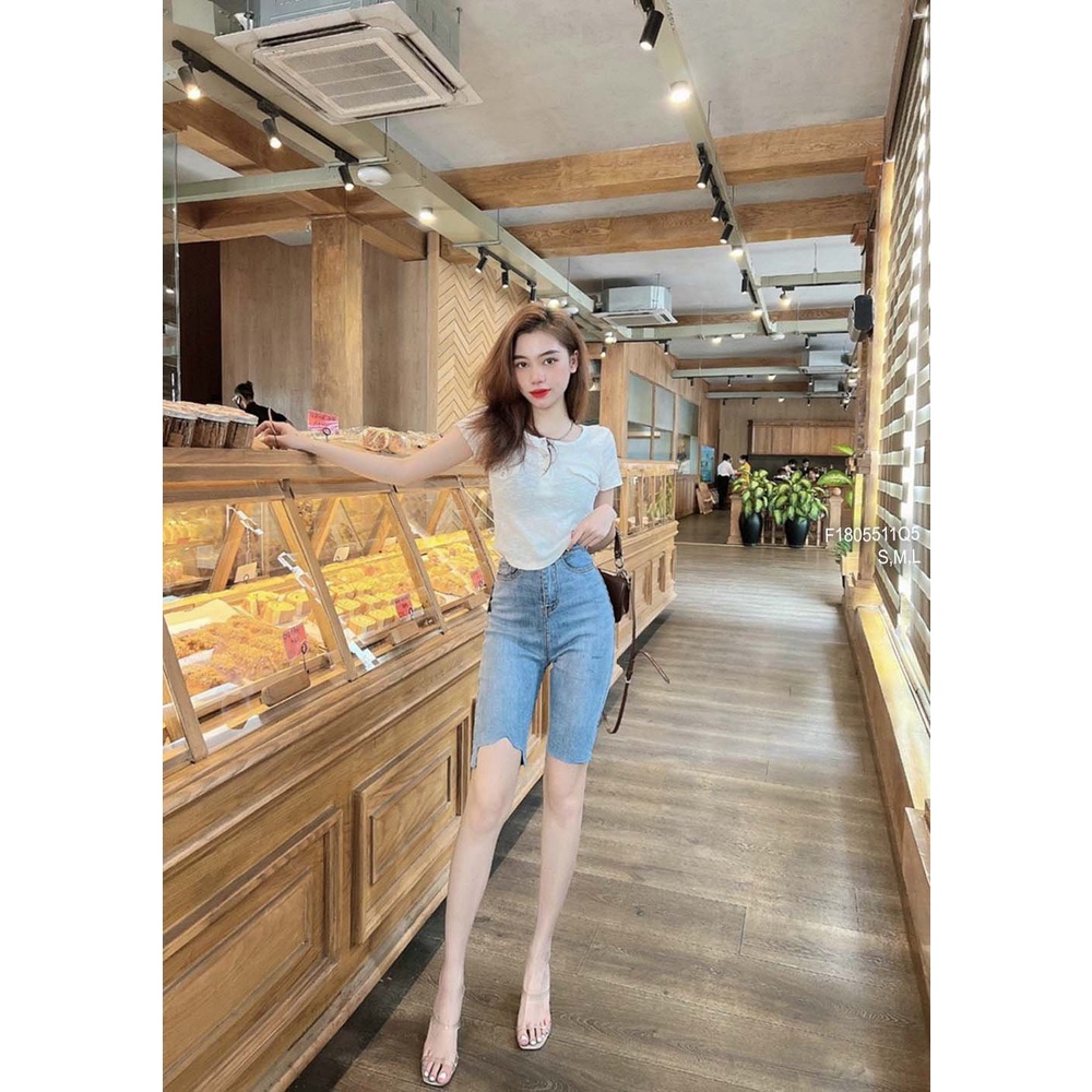 Quần jean ngố lai cắt bên lưng cao tôn dáng!