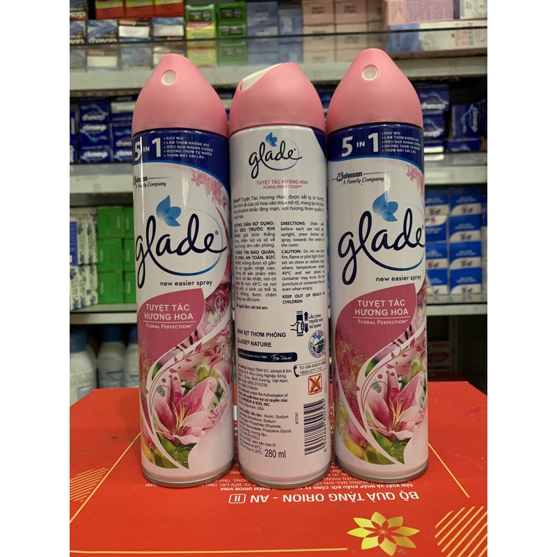 Xịt phòng Thơm Glade Tuyệt Tác Hương Hoa 280ml(Mầu Hồng)