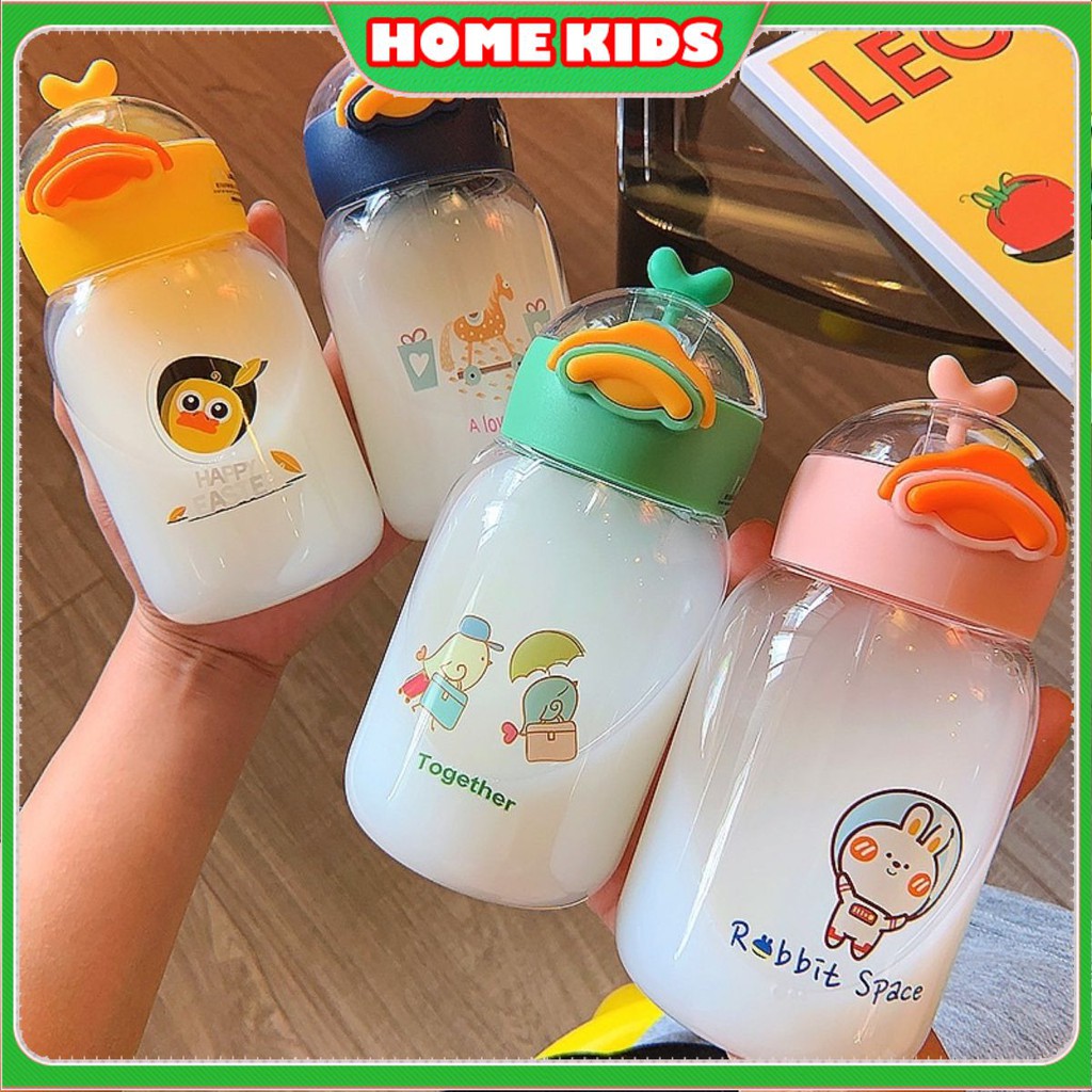 Bình nhựa hình con gà cute xinh xắn dễ thương cho bé có ống hút , có dây an toàn tiện lợi  khi dùng. | WebRaoVat - webraovat.net.vn