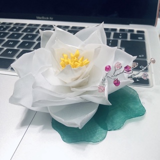 CÀI ÁO HOA SEN TRẮNG