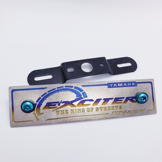 Bảng tên exciter 100% Titan Kèm 2 Ốc Titan Gr5 lục bảo và pát gắn