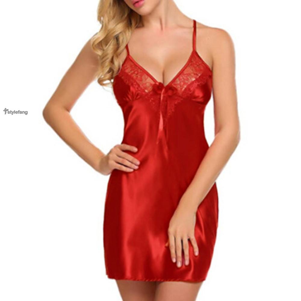 Đầm ngủ lụa phối ren hoa thiết kế quyến rũ cho phái nữ
 | BigBuy360 - bigbuy360.vn