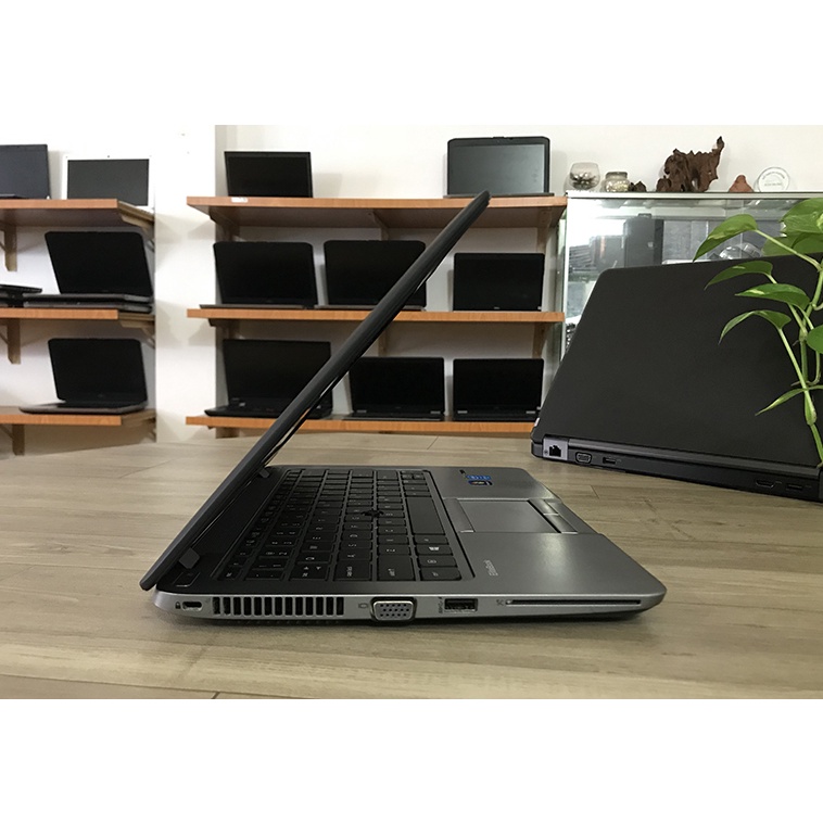 Laptop HP Elitebook 820 G2 Core i5 nhỏ gọn đẹp