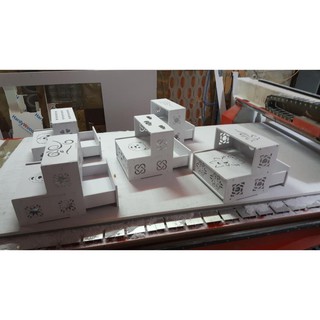 KỆ ĐỂ CHÂN NAIL hình chuột Mickey