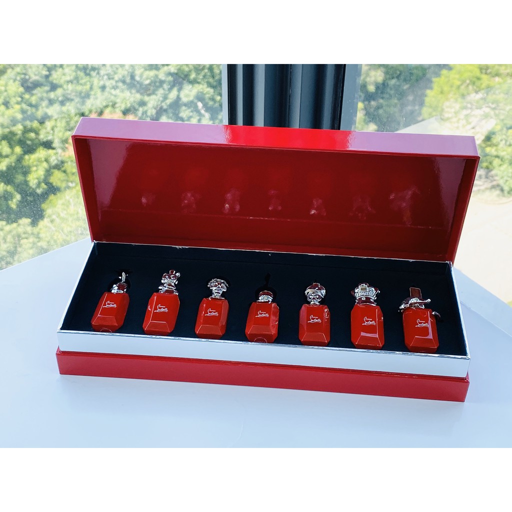 Set nước hoa 𝐂𝐇𝐑𝐈𝐒𝐓𝐈𝐀𝐍 𝐋𝐎𝐔𝐁𝐎𝐔𝐓𝐈𝐍 𝐅𝐔𝐋𝐋 𝐌𝐈𝐍𝐈 𝐁𝐎𝐓𝐓𝐋𝐄 𝐒𝐄𝐓 | Thế Giới Skin Care