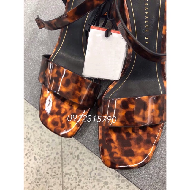 Sandal đồi mồi gót tròn ZaRa. Ảnh thật