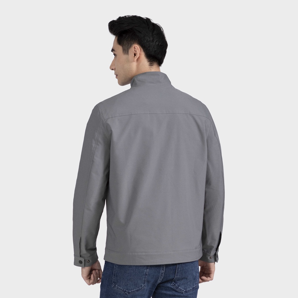 Áo khoác nam 2 lớp ARISTINO thiết kế cổ trụ khỏe khoắn, công nghệ Water Repellent chống nước  - AJK025W2