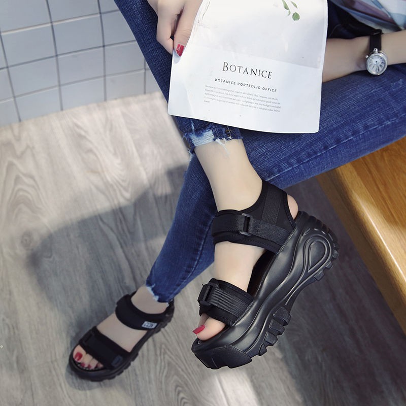 Giày Sandal Thể Thao Đế Dày Thời Trang Năng Động Dành Cho Nữ 2021